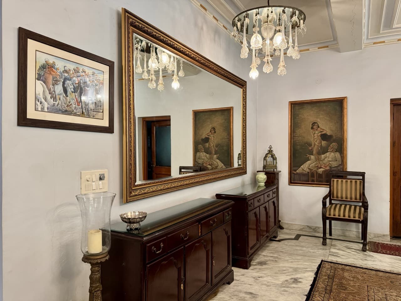 A Story Teller's Home - Image 5