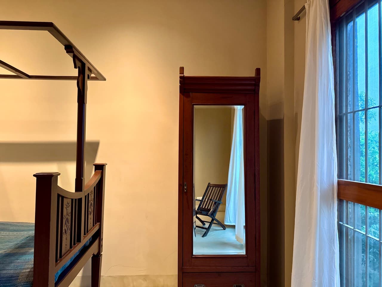 The Minimalist Retreat - Image 4