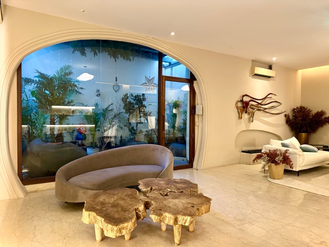 Azulik Lounge - Image 3