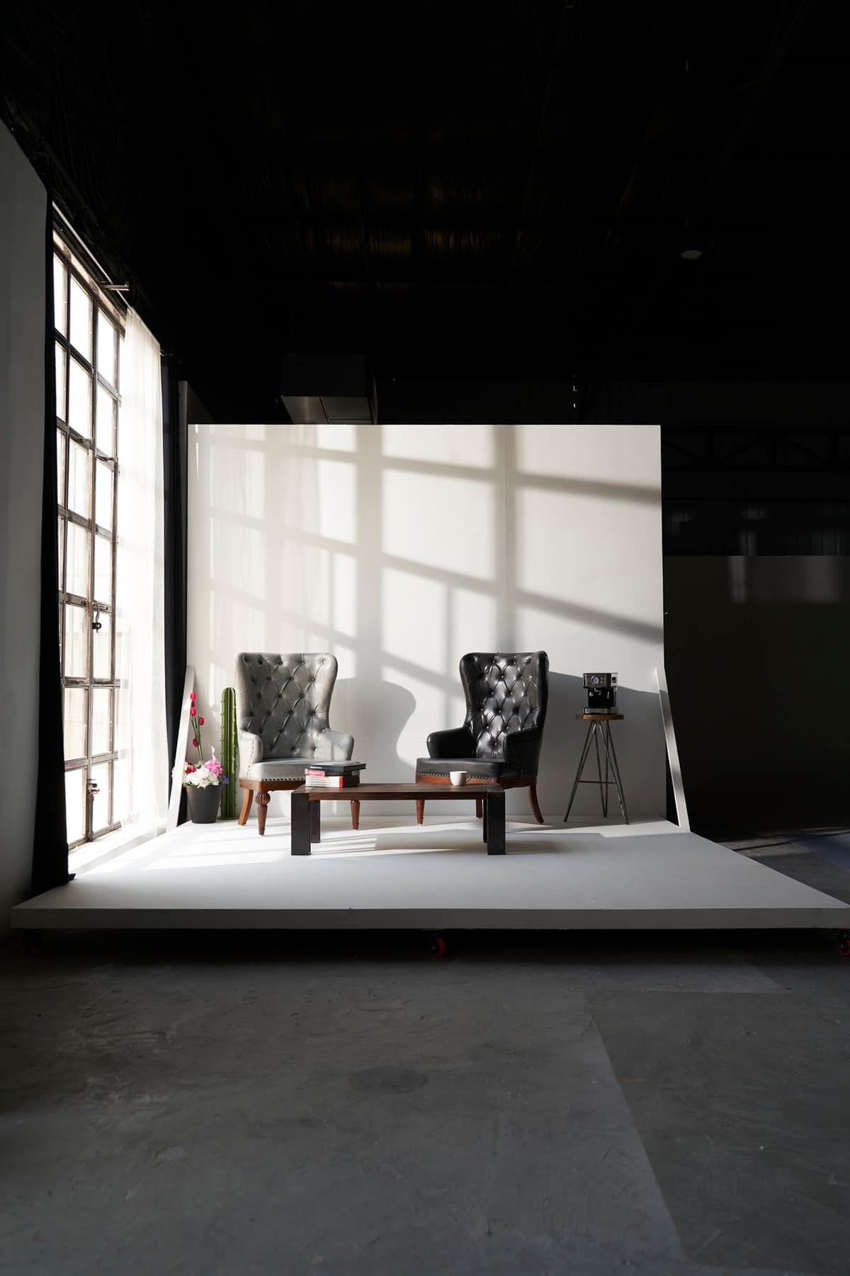 The Sunlit Cyclorama - Image 3