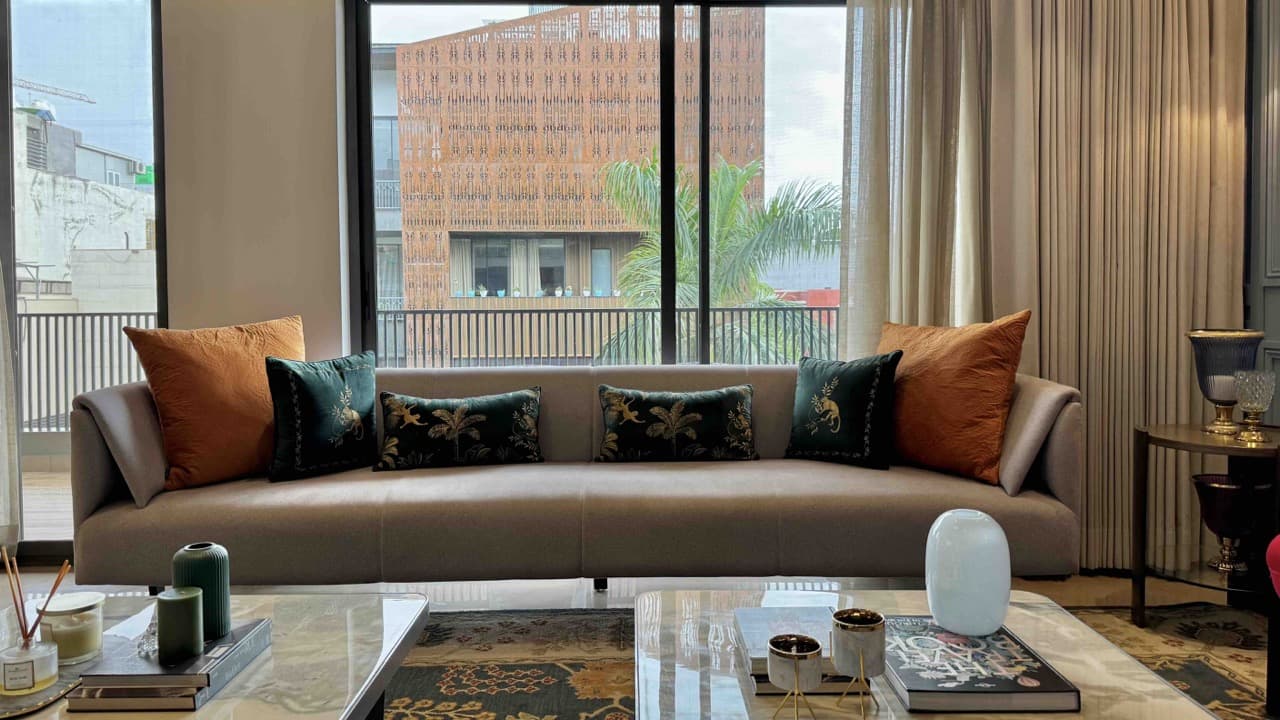 A Sailor's Paradise - Image 5