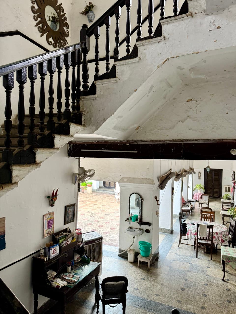 Delhi's Colonial Gem - Image 3