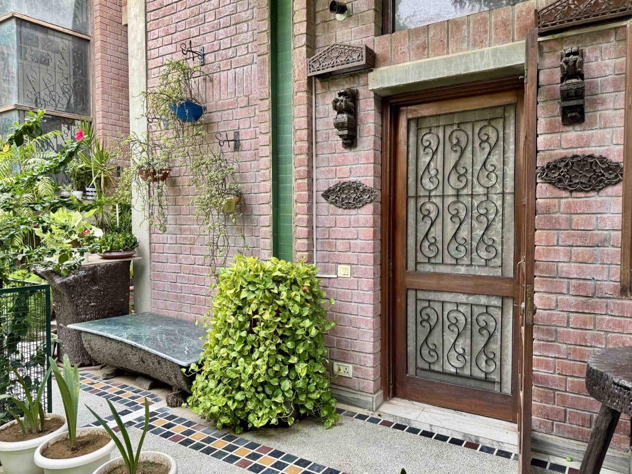 The Brickhouse Garden Nook - Image 4